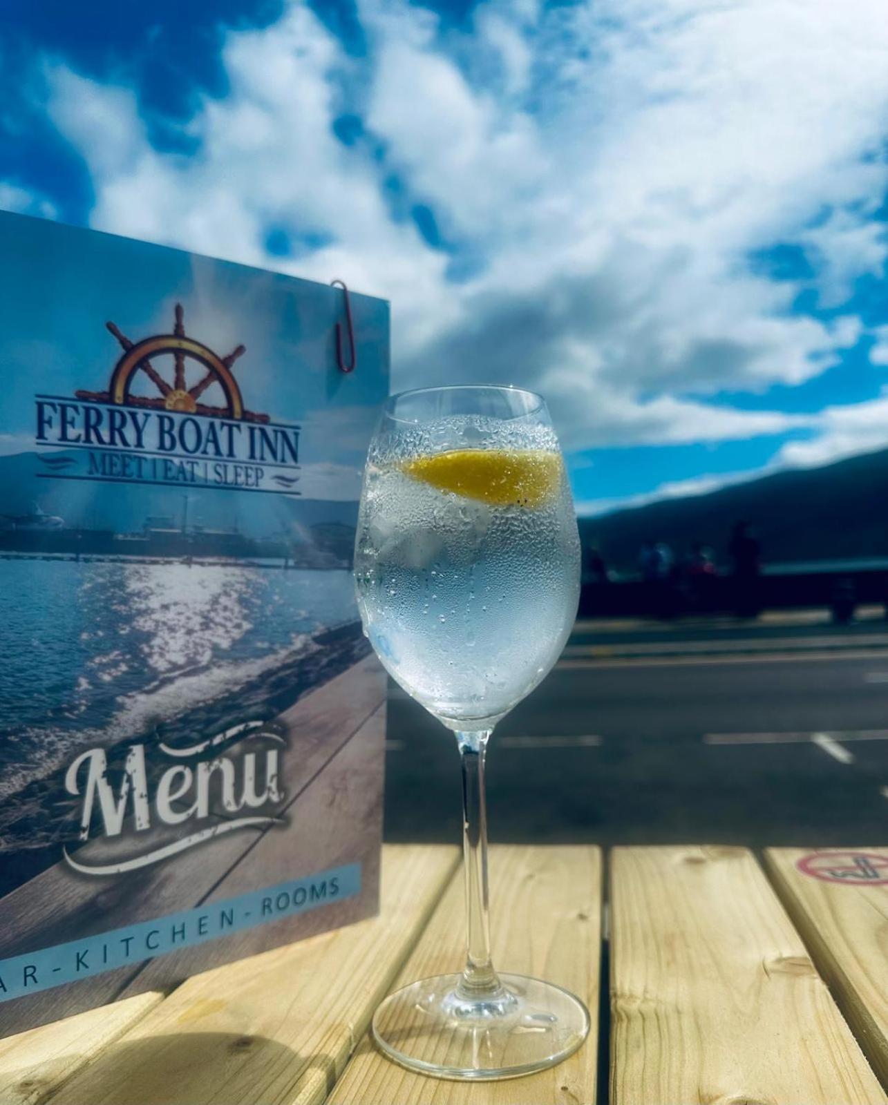 The Ferry Boat Inn Ullapool Kültér fotó