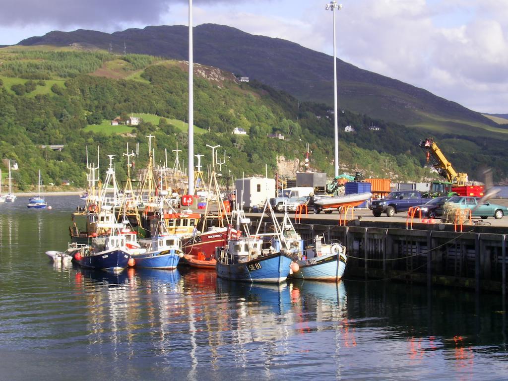 The Ferry Boat Inn Ullapool Szoba fotó